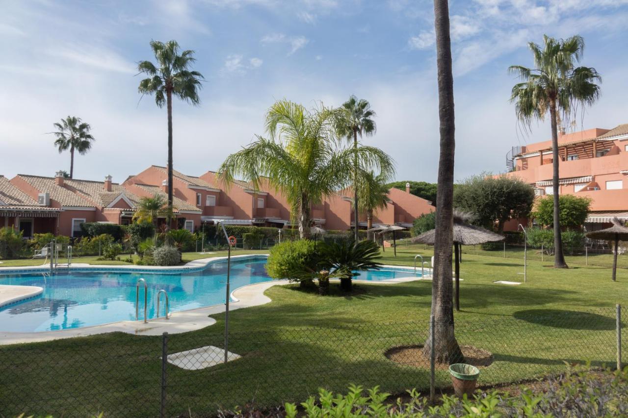 Apartamento Pink Mariposas Chiclana de la Frontera Kültér fotó