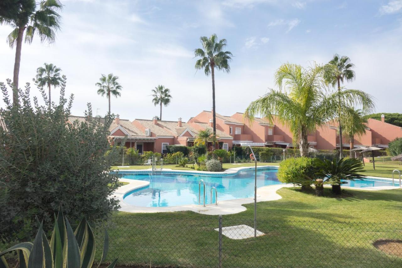 Apartamento Pink Mariposas Chiclana de la Frontera Kültér fotó